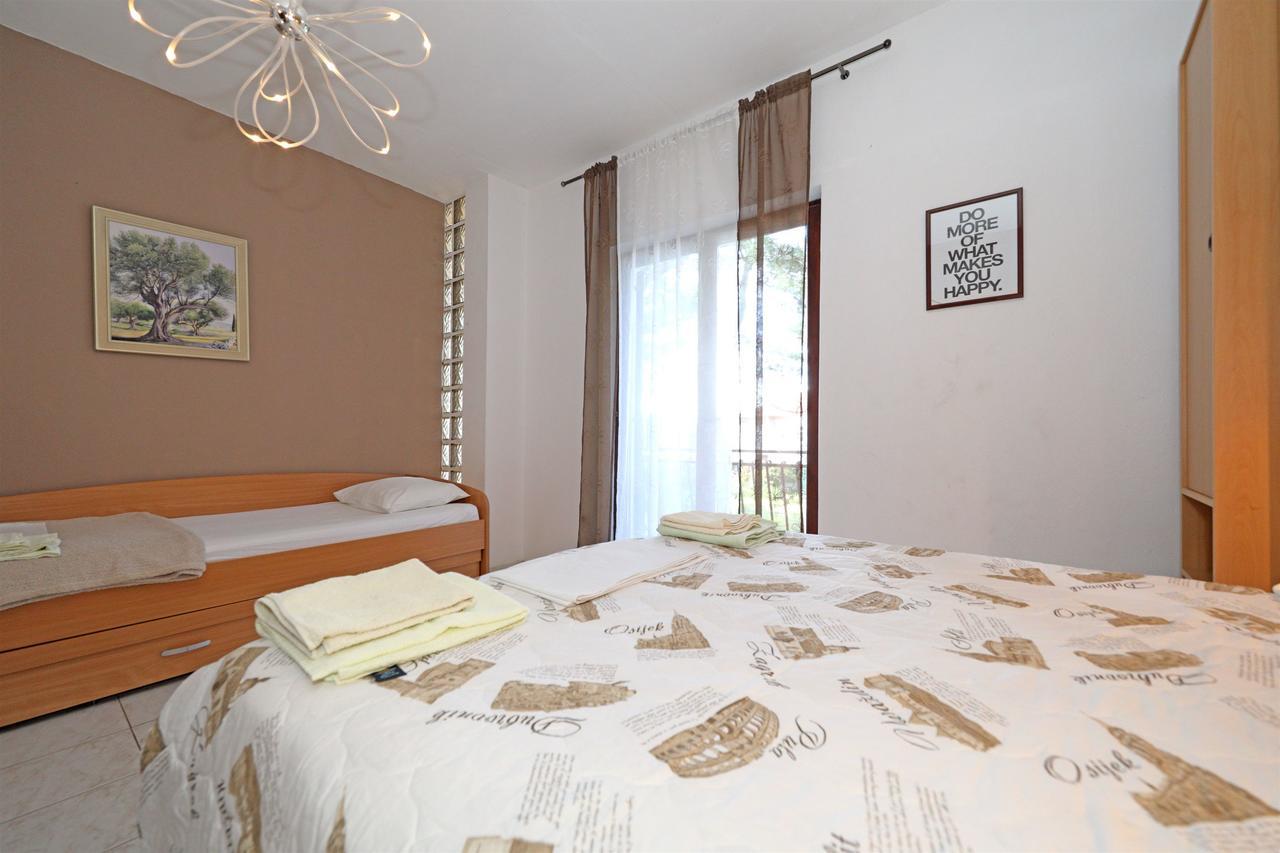 Rooms Jeriko Vodice Exteriör bild