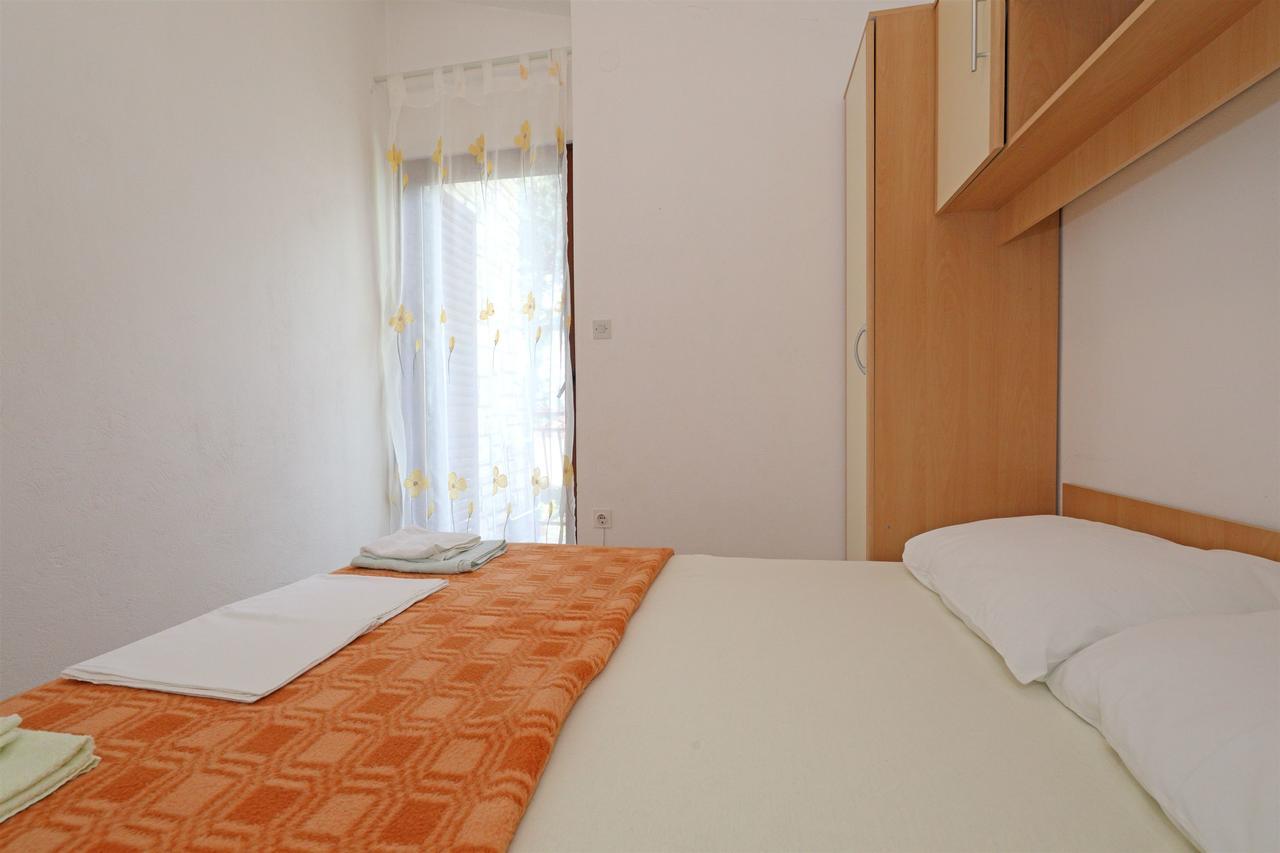 Rooms Jeriko Vodice Exteriör bild