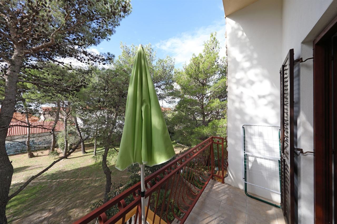 Rooms Jeriko Vodice Exteriör bild